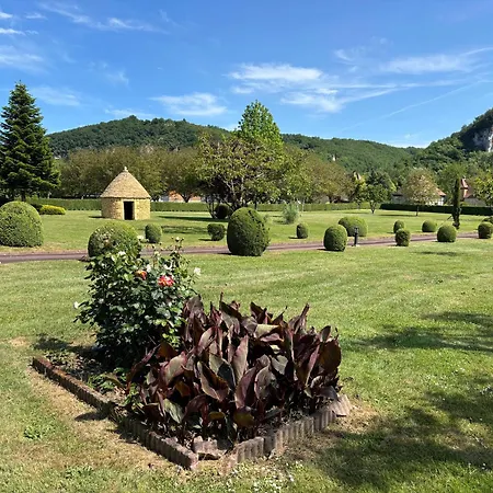 Bed and Breakfast La Roseraie 4*