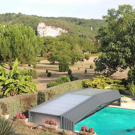 La Roseraie Bed and Breakfast