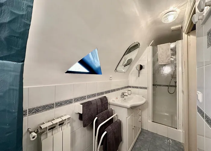 La Roseraie Couette-café 4*